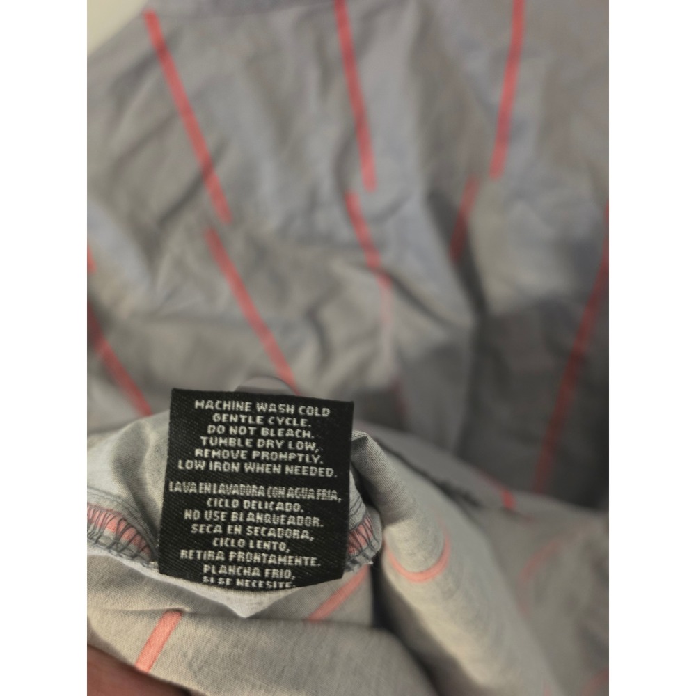Coca-Cola Mens Grey Red Pinstripe Short Sleeve Button Down Shirt Sz L Patch Logo - Picture 6 of 7